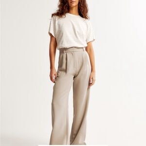 Abercrombie Sloane Trouser in Beige